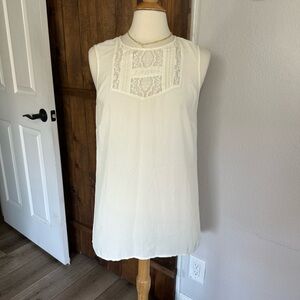 DR2 Cream Textured Sleeveless Top